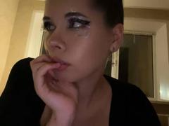 MelaineHimmel - female webcam at xLoveCam