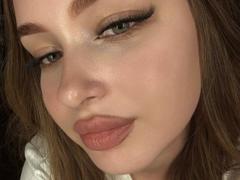 MelaniaRannels - female webcam at xLoveCam