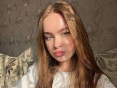 MelaniaRannels - female webcam at xLoveCam