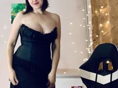 MelanieAhHot from xLoveCam