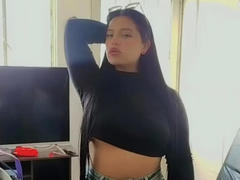 MelaniieBonnet - female webcam at xLoveCam