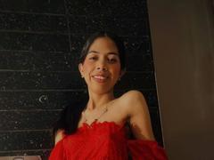 MelanieRousse - female with black hair webcam at StripChat