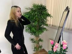 MelannieX - blond female with  small tits webcam at xLoveCam