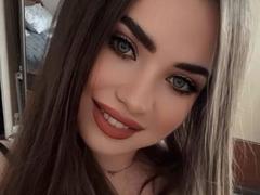 MelanyShaw - female webcam at xLoveCam