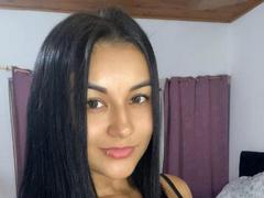 MelanyWalker - female with black hair and  big tits webcam at xLoveCam