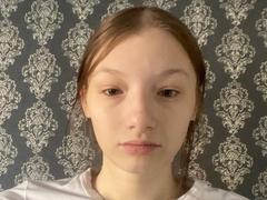 MelbaCaffee - female with brown hair webcam at xLoveCam