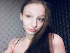 MelbaCaffee from xLoveCam