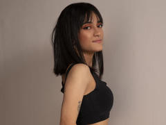 MeliMuller - female with brown hair and  small tits webcam at LiveJasmin