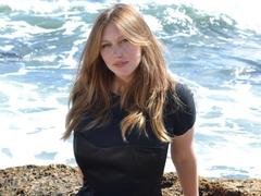 MelinaBoye - blond female with  big tits webcam at xLoveCam