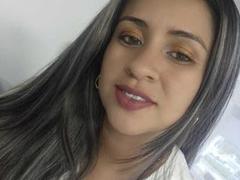MelindaBoobs - blond female with  big tits webcam at xLoveCam