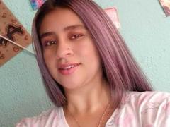MelindaBoobs - blond female with  big tits webcam at xLoveCam