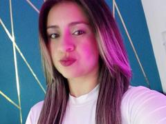 MelindaBoobs - blond female with  big tits webcam at xLoveCam