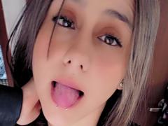 MelisaRaise from xLoveCam