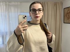 MelisaStar69 - female with brown hair and  small tits webcam at xLoveCam