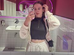 Meliss69 - female webcam at xLoveCam