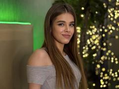 MelissaCrayzy - female with brown hair webcam at xLoveCam