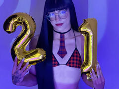 MelissaHotX69 - blond shemale webcam at xLoveCam