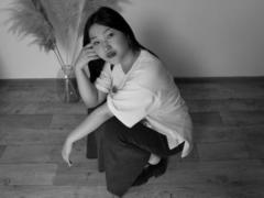 MelissaPlum - female with black hair webcam at LiveJasmin