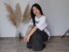 MelissaPlum - female with black hair webcam at LiveJasmin