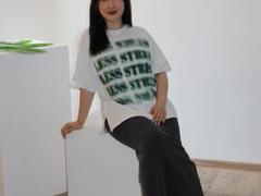 MelissaPlum - female with black hair webcam at LiveJasmin