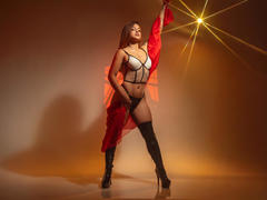 AlishaJones - female with black hair webcam at LiveJasmin