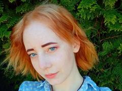 MellMelie - female with black hair webcam at xLoveCam