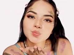 MellanyX - female with black hair webcam at xLoveCam