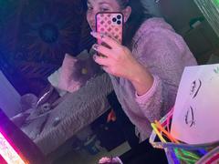 Melli-hot - female with brown hair webcam at xLoveCam