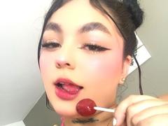 MelodyBlossom - female webcam at xLoveCam