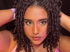 MelodyDubois - female webcam at xLoveCam