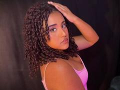 MelodyDubois - female webcam at xLoveCam