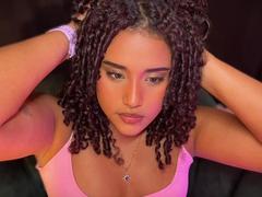 MelodyDubois - female webcam at xLoveCam