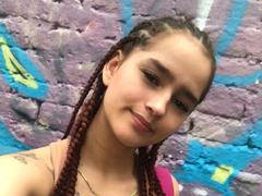 MelodyMansson - female webcam at xLoveCam