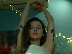 MelodySinclair - female webcam at xLoveCam