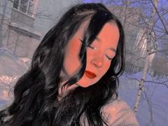 MertieDasinger - female webcam at xLoveCam