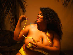 MhiaRey - female with black hair and  big tits webcam at xLoveCam