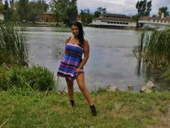 BustyMILF4play - female with black hair and  big tits webcam at ImLive