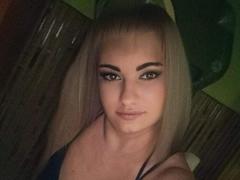 MiLaHottiest from xLoveCam