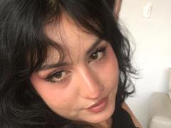 MiaAndDemian from xLoveCam