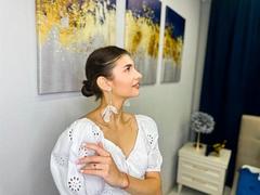 MiaAxel - female with brown hair webcam at xLoveCam