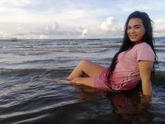 MiaBellaS from xLoveCam