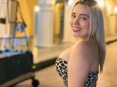MiaBlondeHot - blond female with  big tits webcam at xLoveCam