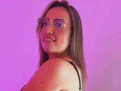 MiaBlondy - female webcam at xLoveCam