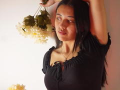 MiaBloom69 - female with black hair webcam at xLoveCam