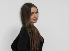 EvaMiris from LiveJasmin