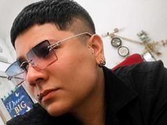 MiaCapucci - female with black hair webcam at xLoveCam