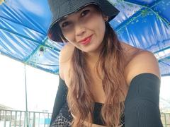 MiaDeadlySin from xLoveCam