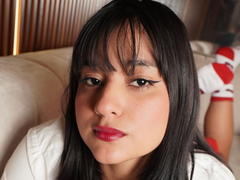 MiaEverly - female with black hair webcam at xLoveCam