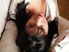 MiaEverly - female with black hair webcam at xLoveCam