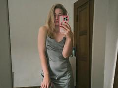 MiaFlirt - blond female with  small tits webcam at xLoveCam